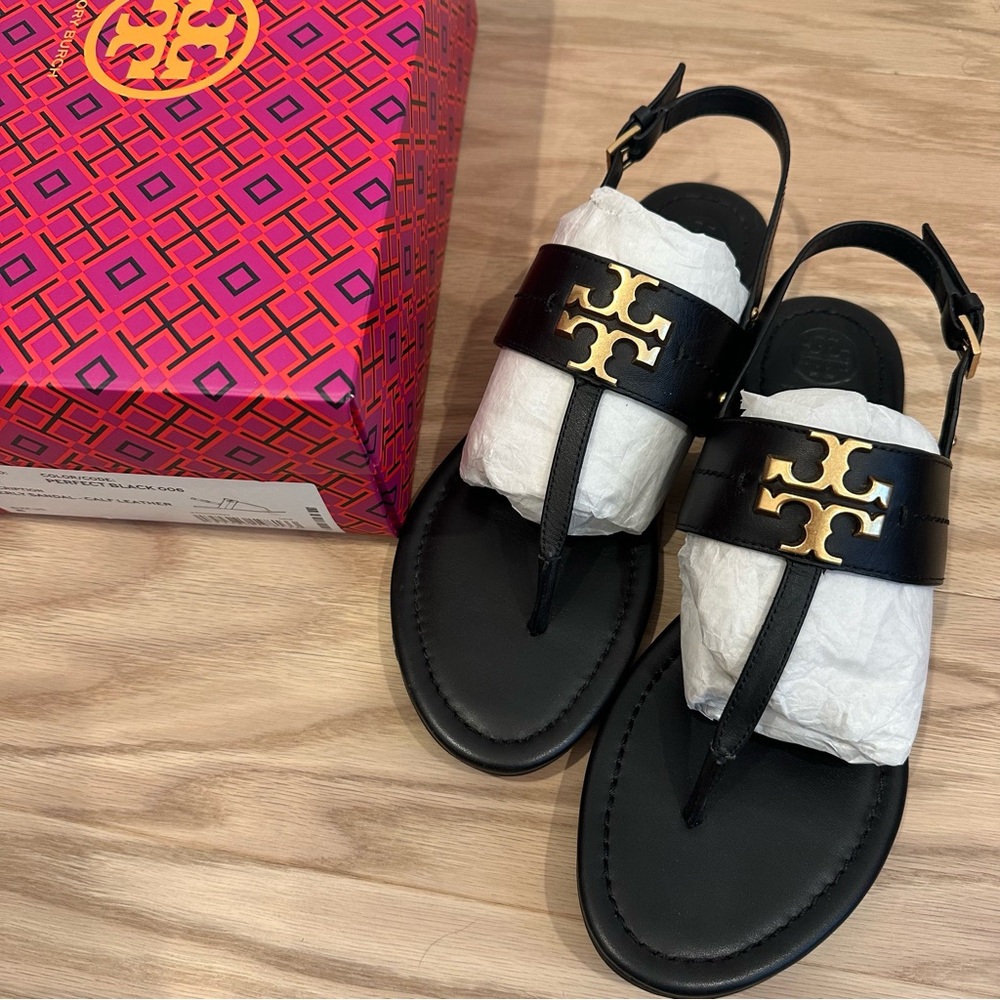 Tory Burch Everly Sandal in perfect black with gold emblem